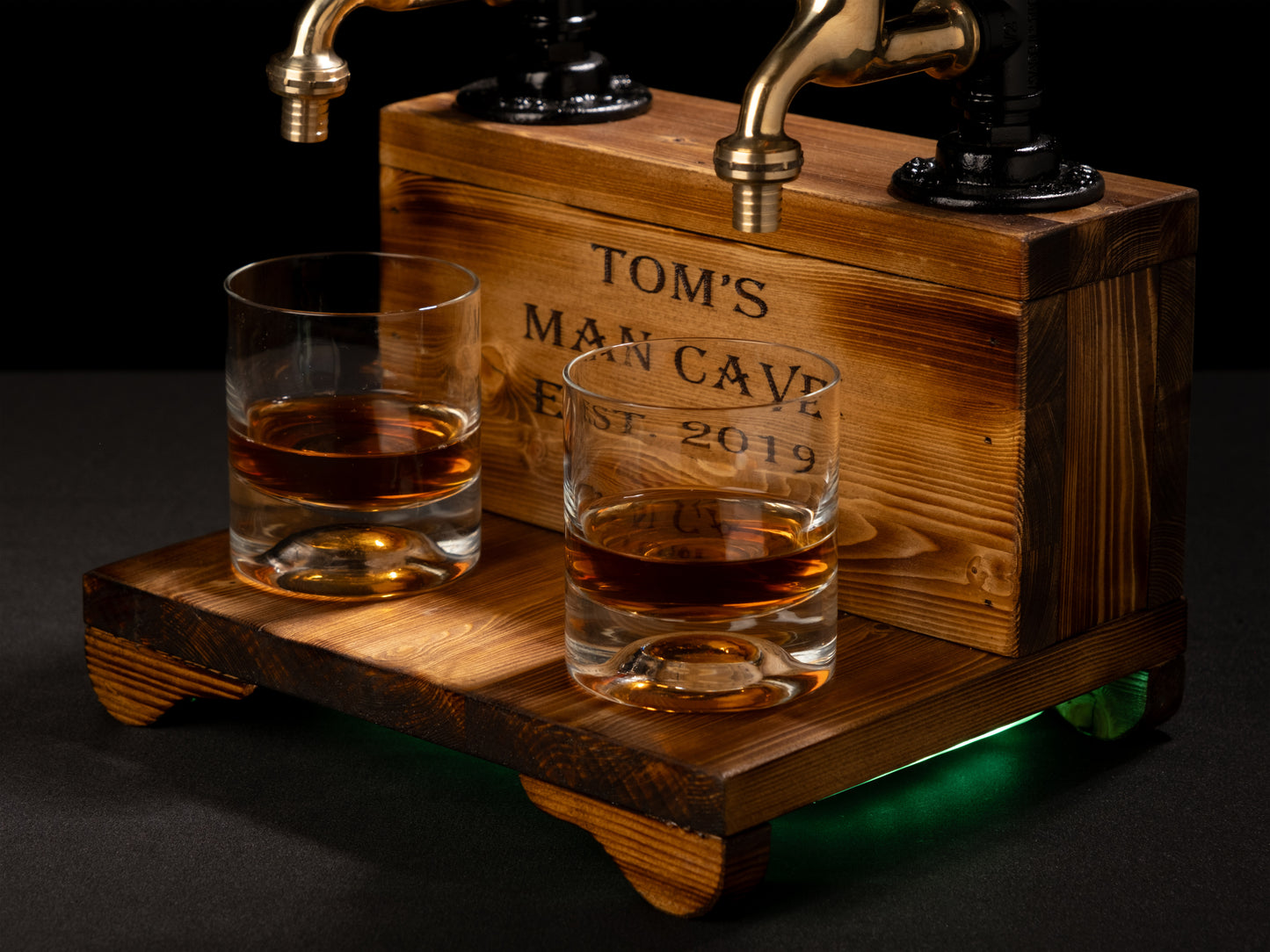 rustic drink dispensers: "Elegant rustic drink dispensers for any occasion."