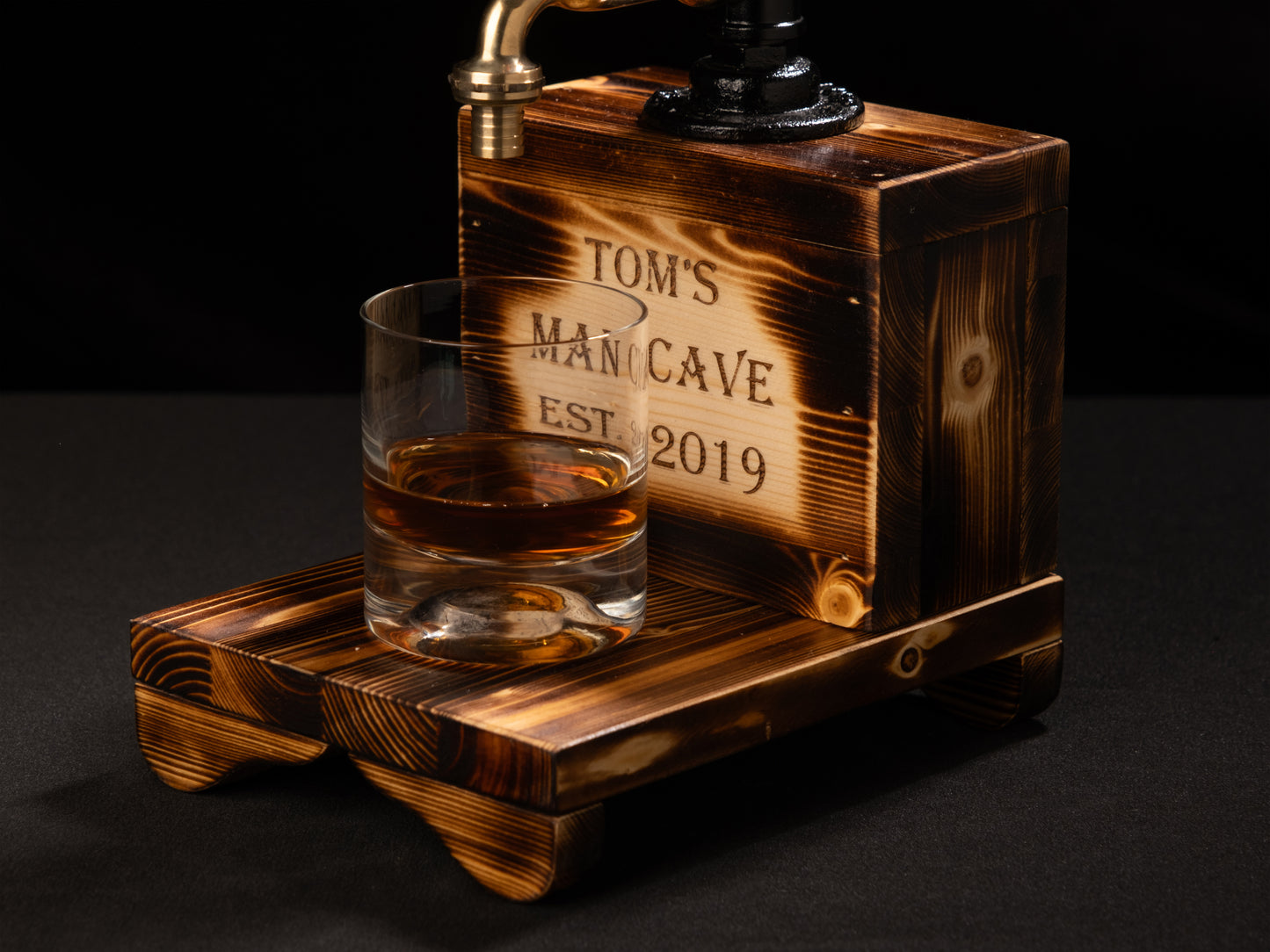 rustic drink dispensers: "Elegant rustic drink dispensers for any occasion."