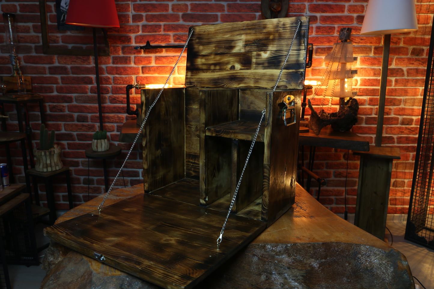 Rustic Whiskey Box - 4 Bottle and Glass Slot - RusticDesignTR Barware - RusticDesignTR